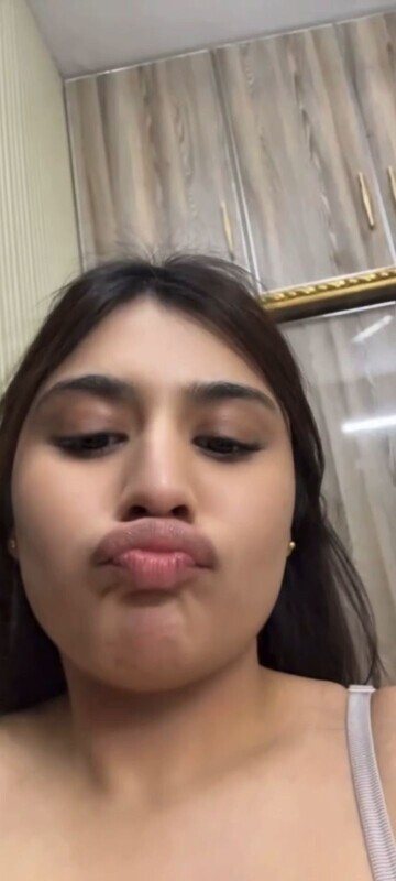 Sexy Indian Girlfriend Teasing